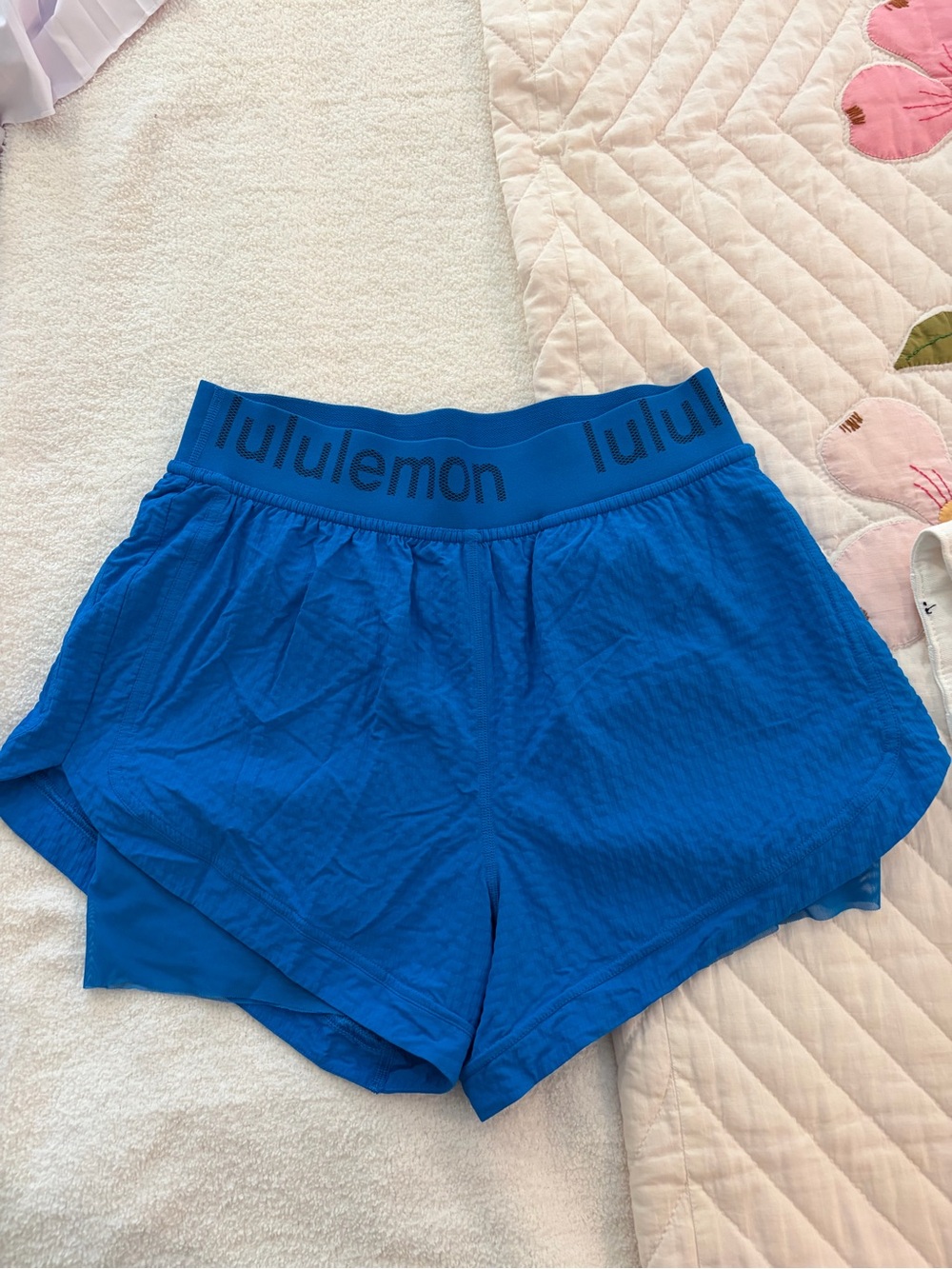 Rare Lululemon Poolside shorts